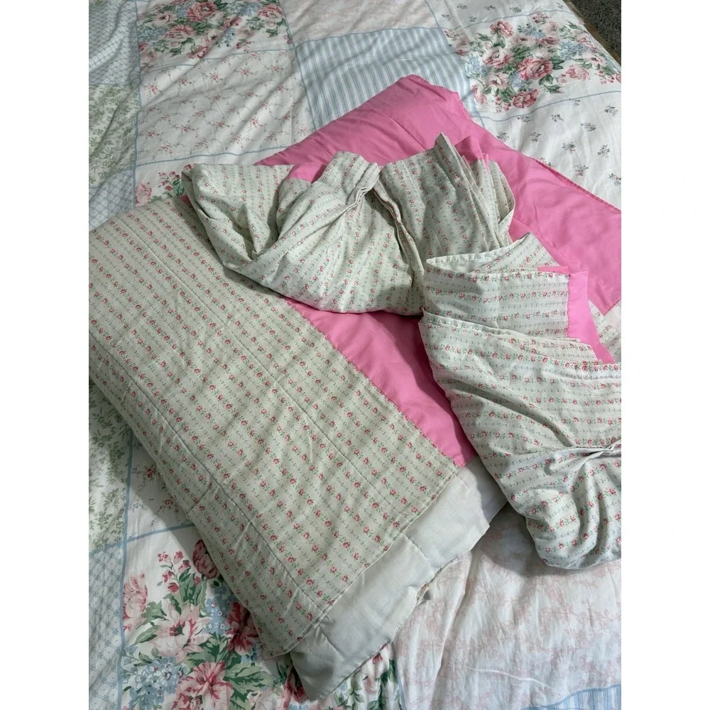 Homemade Shabby Chic Comforter Bedspread Pink Full Queen W/ 2 Short Curtains‎